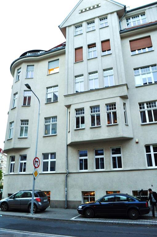 Happy House Hostel Poznań Esterno foto